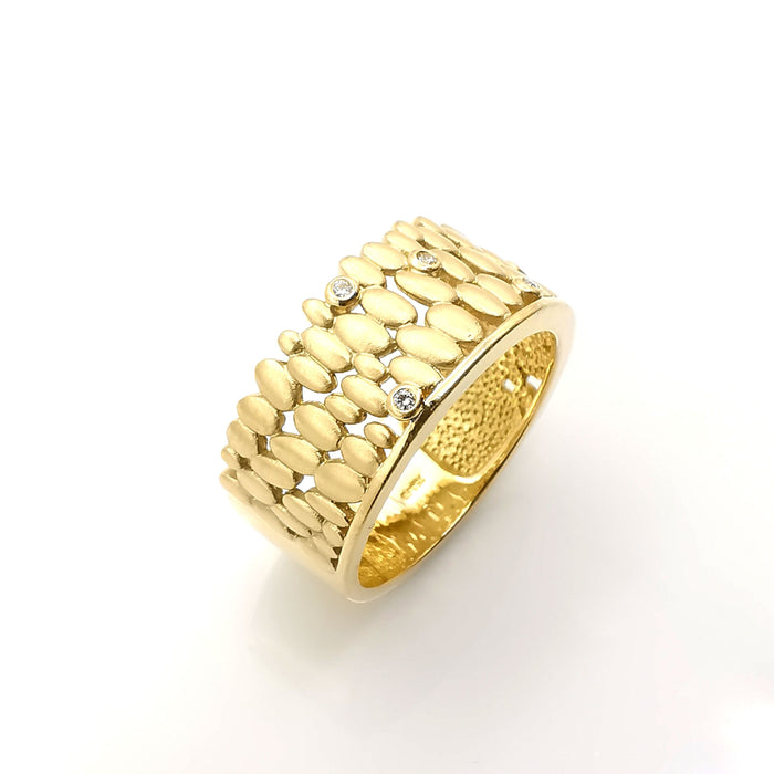 Bague en or jaune diamants