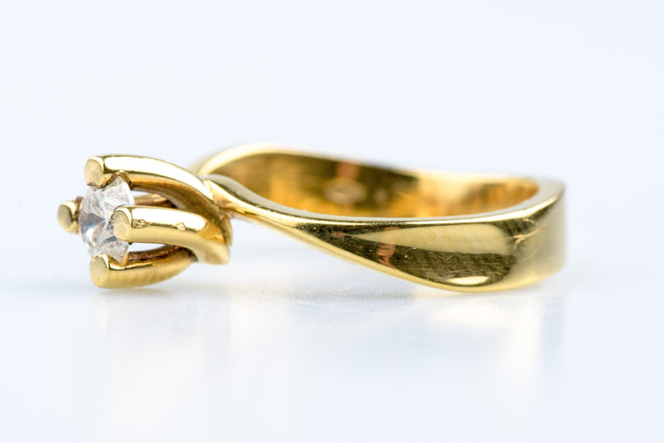 Bague Bague solitaire diamant en or jaune 58 Facettes BG-31200193-107