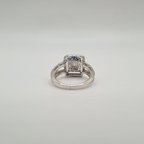 Bague 53 Bague or blanc sertie de diamants ronds et baguettes 58 Facettes