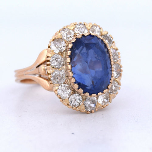 Bague 54 Bague ancienne en or jaune 18 carats avec saphir de 7,70 carats et diamants 58 Facettes AN504