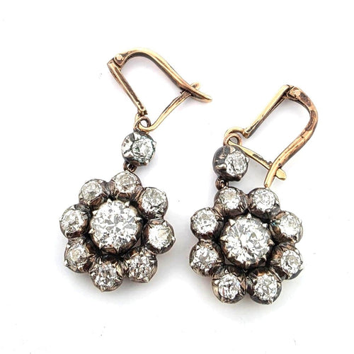 Boucles d'oreilles Boucles d'oreilles basses en or jaune et argent avec diamants 58 Facettes
