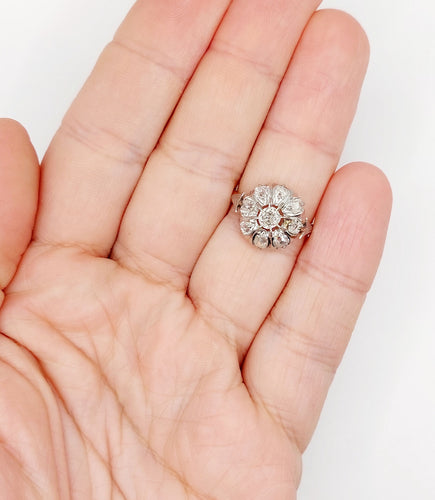 Bague 54 Bague marguerite or jaune, platine et diamants taille ancienne (circa 1920) 58 Facettes A05474