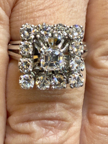 Bague 49 Bague ancienne forme carré en or blanc et diamants 58 Facettes