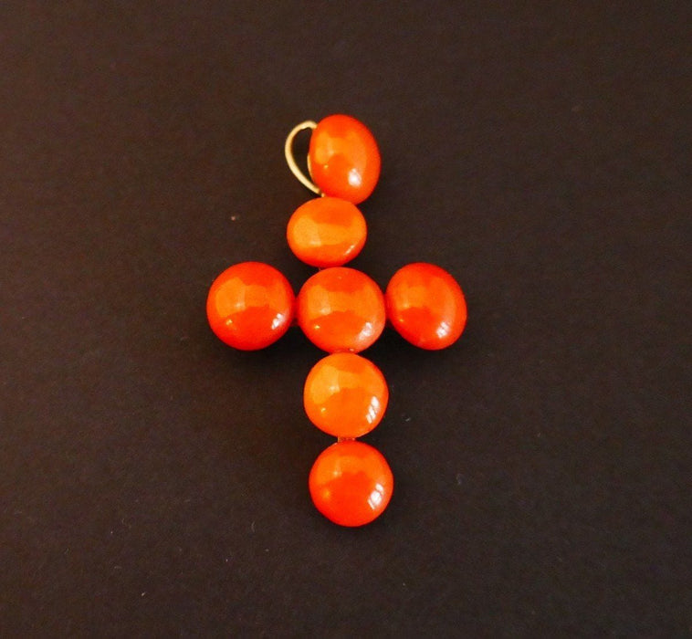 Pendentif Pendentif Croix en Corail Ancien, Or 58 Facettes