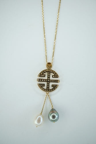 Pendentif Pendentif or jaune 49 diamants symbole longévité 58 Facettes #00012