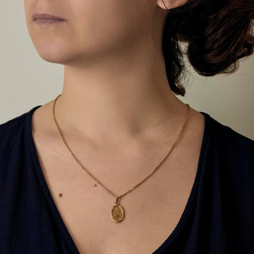 Pendentif AUGIS - Médaille sentimentale en or jaune 58 Facettes GAP1821