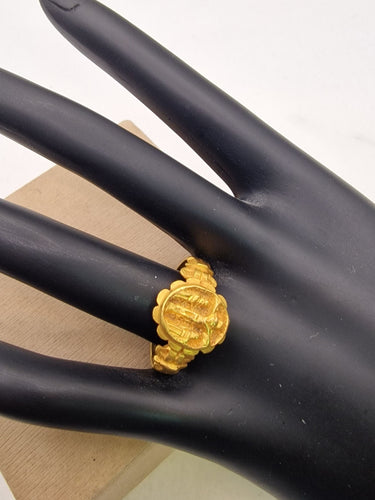 Bague Bague chevalière en or jaune, thème Jésus, fin du XIXe siècle 58 Facettes