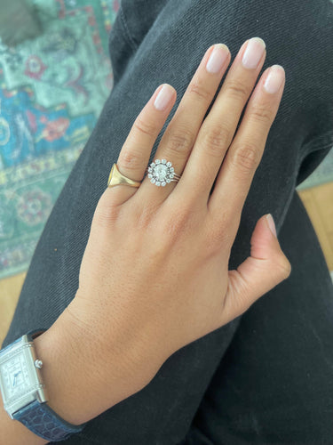 Bague 54 Bague Fleur marguerite sertie de diamants en or blanc 18 carats 58 Facettes