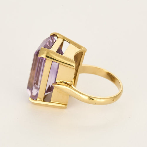 Bague cocktail en or jaune, améthyste