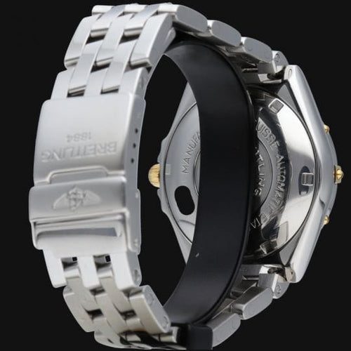 Montre Breitling Montre Windrider Wings 58 Facettes MT42104