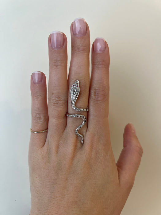 Bague 52.5 white gold big snake ring with natural diamonds 58 Facettes