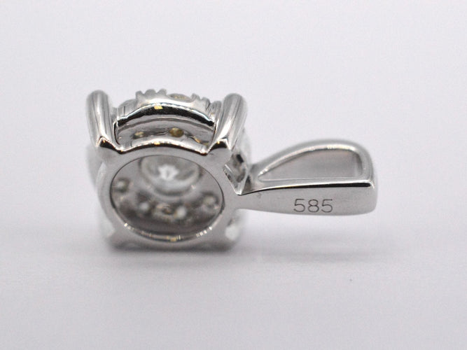 Pendentif Pendentif en or blanc avec diamants 58 Facettes 2156