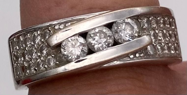 Bague Or Gris et Diamants