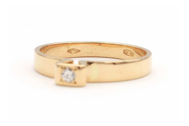 Bague 52 Bague contemporaine en or jaune sertie d'un diamant (0.03ct) 58 Facettes 22912