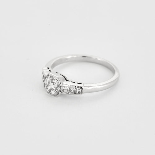 Bague 54 Bague en or blanc et diamants 58 Facettes LJ25