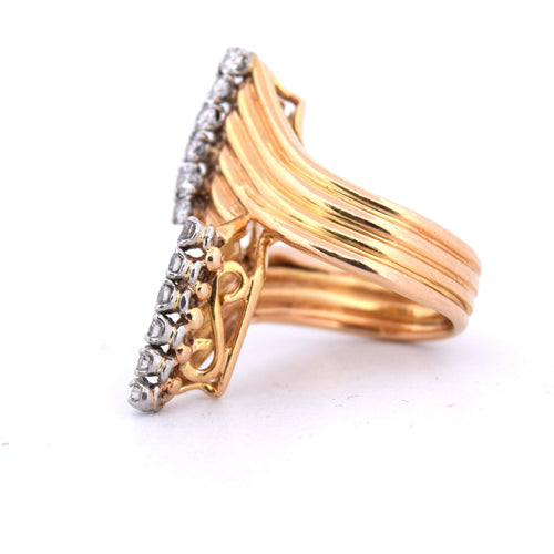 Bague 45 Bague en or jaune avec diamants 58 Facettes