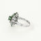 Bague 57 Bague en or blanc, diamants et émeraudes 58 Facettes CAN1416