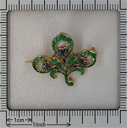 Broche Fleur de lys : broche ancienne française à l'essence verte intense 58 Facettes 23167-0365
