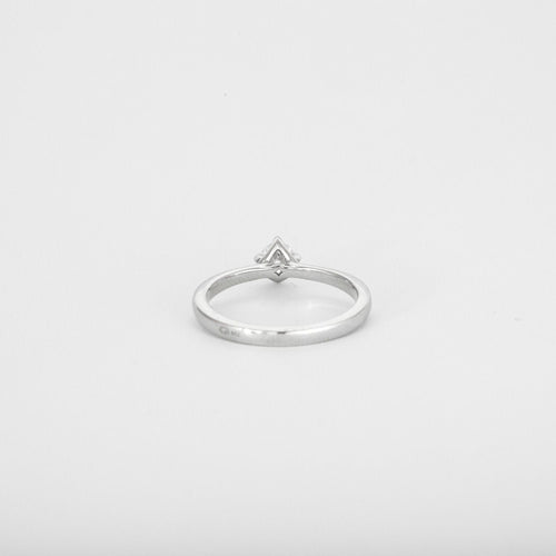 Bague 54 Solitaire or blanc avec diamants 58 Facettes 3121192