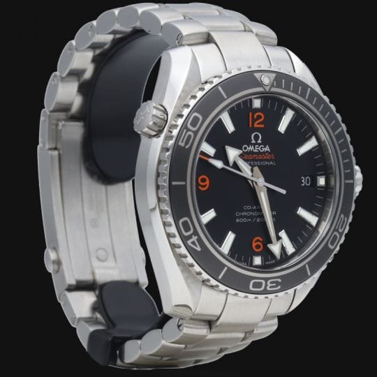 Montre Omega Montre Seamaster Planet Ocean 600M 58 Facettes MT40063