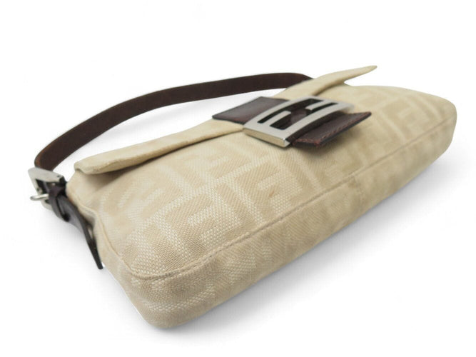 sac a main FENDI baguette en toile jacquard ff zucca beige 26424 hand bag 58 Facettes 270643