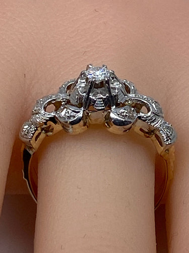 Bague 60 Bague jonc en Or blanc rubané & Diamants 58 Facettes