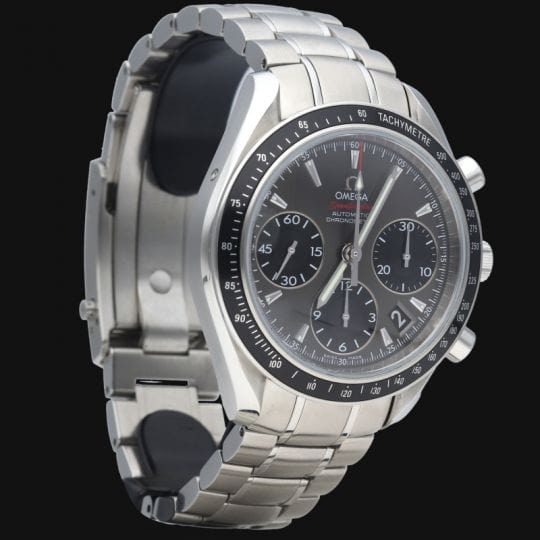 Montre Omega Montre Speedmaster Date Chronograph 58 Facettes MT41160