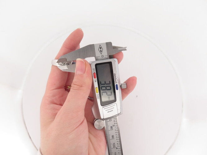 Bague 57 bague sertie pierre tanzanite 5 ct 6 diamants 1.3ct t57 en or blanc 12.9g 58 Facettes 267525