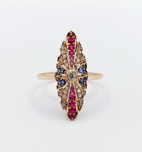 Bague 56 Bague marquise art deco or rose 18k diamant taille ancienne, diamants tailles roses, rubis et saphirs (circa 1920) 58 Facettes A05470