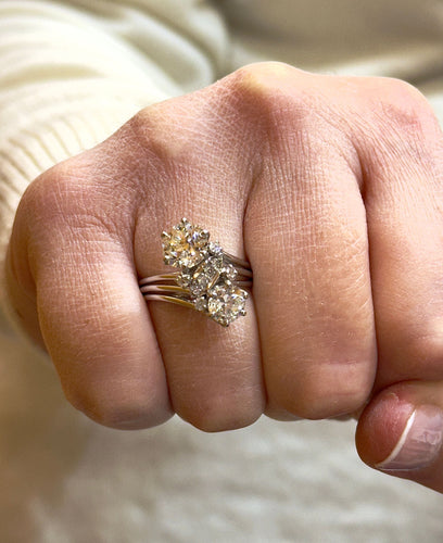 Bague ancienne en platine et diamants
