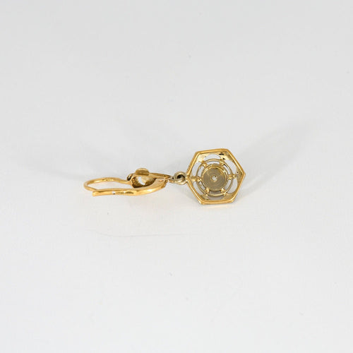 Boucles d'oreilles Paire de pendants d'oreilles deux ors, vers 1900, travail français 58 Facettes