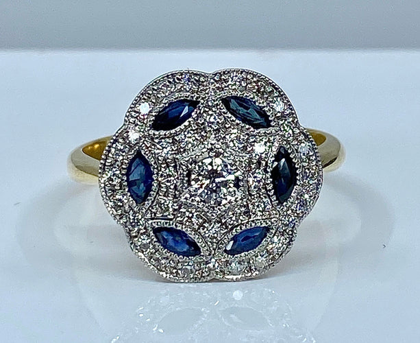 Bague 53 Bague en or jaune et or blanc18 carats en saphirs et diamants 58 Facettes AB219