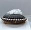 Broche Exceptionnelle broche en or jaune camée sur agate représentant Caroline Murat 19e 58 Facettes AB472