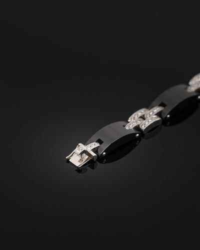 Bracelet CARTIER - Bracelet Maillon Panthère en or blanc et céramique diamants 58 Facettes 1