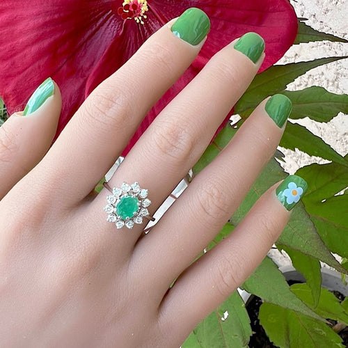 Bague 57.5 Bague marguerite vintage émeraude et diamants 58 Facettes AA 1740