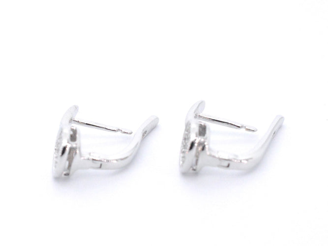 Boucles d'oreilles Boucles d'oreilles en or blanc avec diamants 58 Facettes 2280