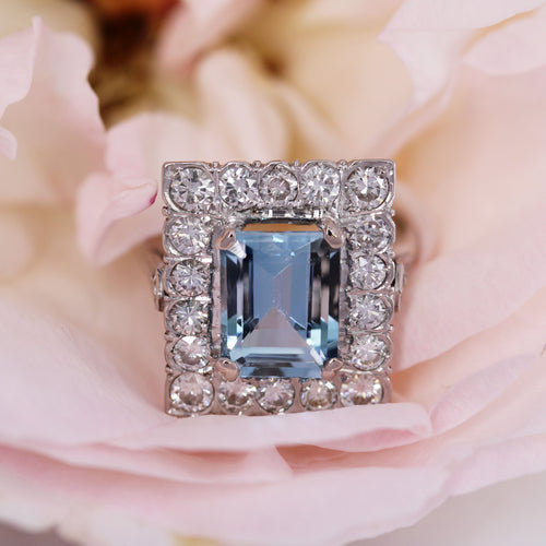 Bague aigue-marine rectangulaire et diamants