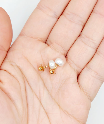 Boucles d'oreilles Puces d'oreilles or rose, perle de culture (circa 1900) 58 Facettes A05944