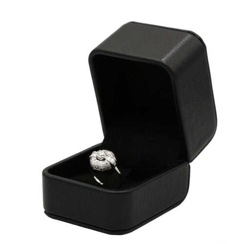 Bague 54 Bague - Or blanc et diamants 58 Facettes 1037