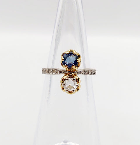 Bague 44 Bague Toi et Moi or, diamant et saphir épaulés (circa 1910) 58 Facettes A05407