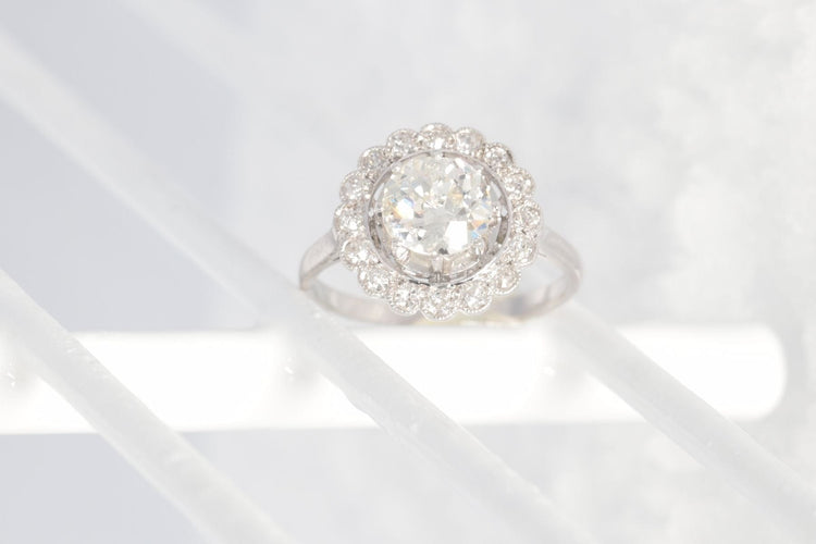 Bague 54 Liens éternels : la bague décorative en diamant des années 1920 58 Facettes 19157-0036