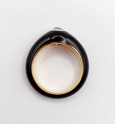 Bague jonc or jaune, émail noir et diamant taille ancienne 0,45 carats (circa 1920)