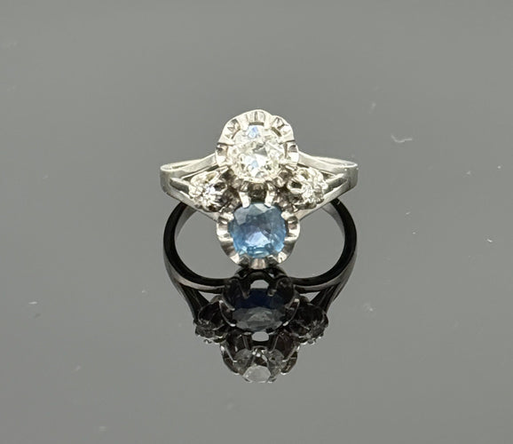 Bague 53 Bague ancienne Vous & Moi en or et platine, diamants et saphir 58 Facettes