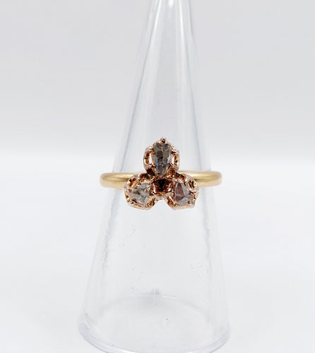 Bague victorienne or rose trèfle et diamants en serti illusion