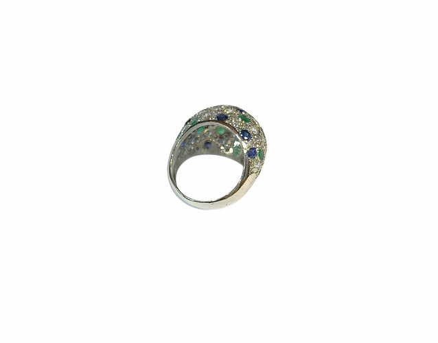 Bague 50 Bague dôme pavée de diamants , saphirs et émeraudes 58 Facettes