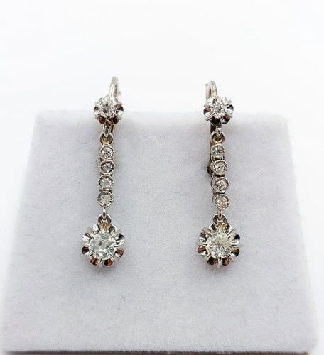 Boucles d'oreilles Dormeuses art deco or blanc 18k platine et diamants taille ancienne (circa 1930) 58 Facettes A05475