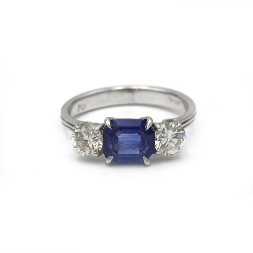 Bague 52 Bague - Or, Diamants & Saphir 58 Facettes 250093R