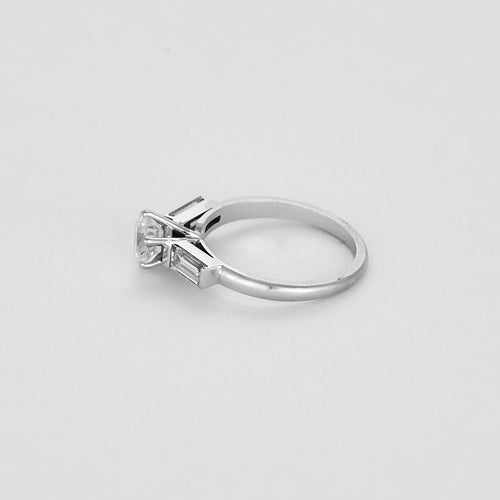Bague 54 Solitaire en or blanc et diamants 58 Facettes B250605