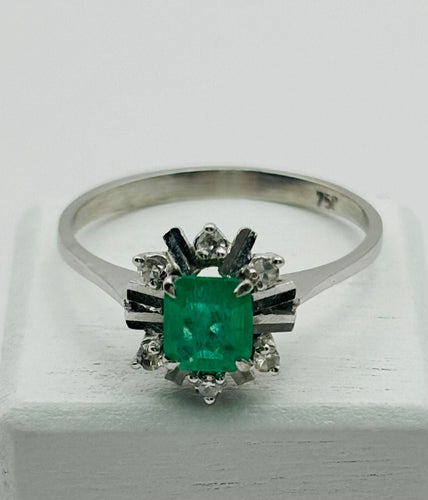 Bague Bague Art Déco Émeraude et Diamant 58 Facettes 50116