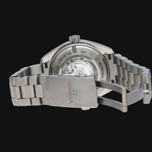 Omega Montre Seamaster Planet Ocean Titan 600M